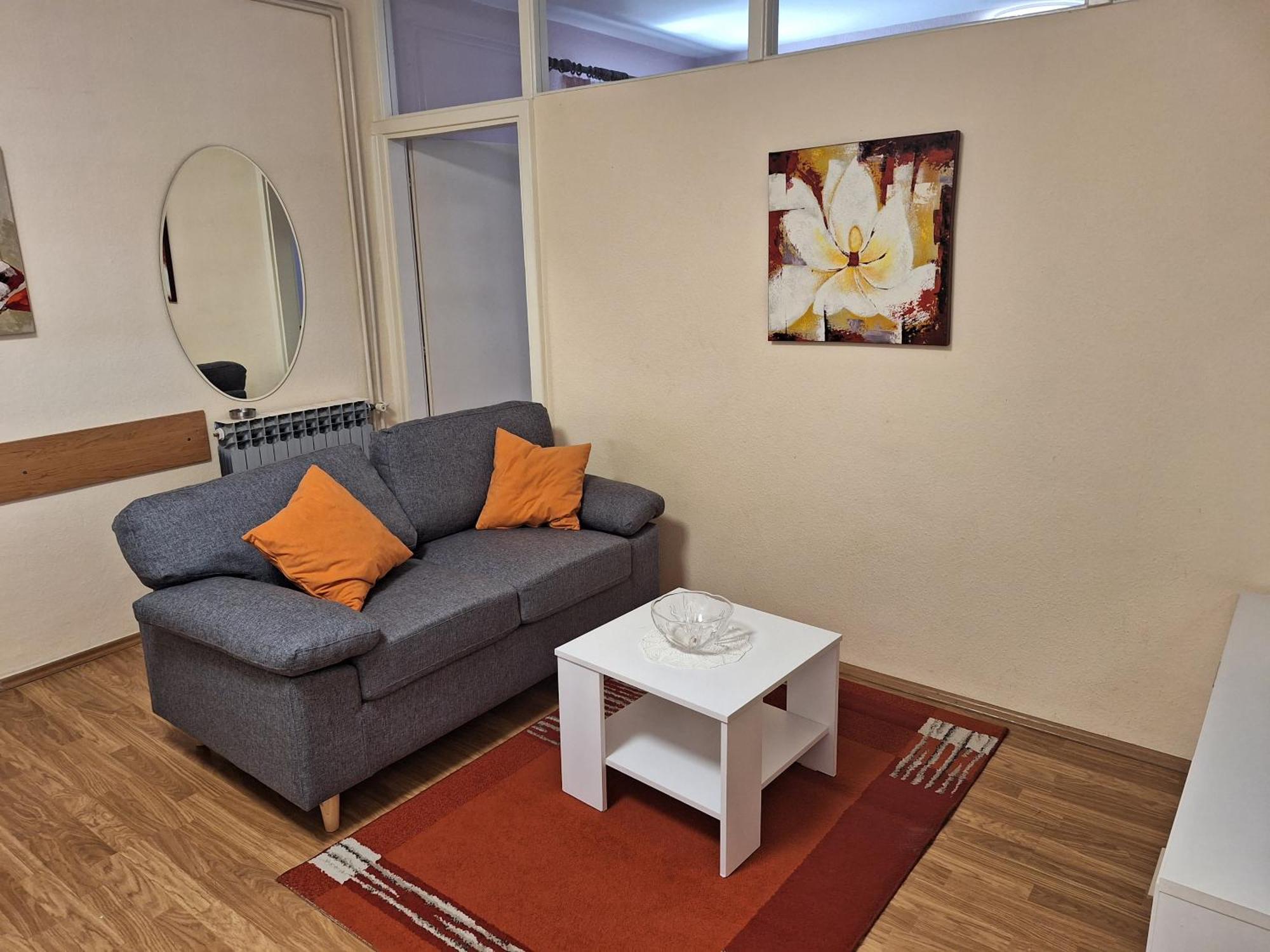 Apartments Gojka Miocevic Биоград на Мору Екстериор снимка